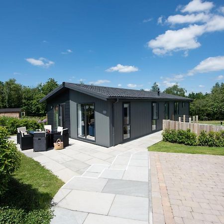 Buttercup Lodge, 33 Roadford Lake Lodges Lifton Εξωτερικό φωτογραφία