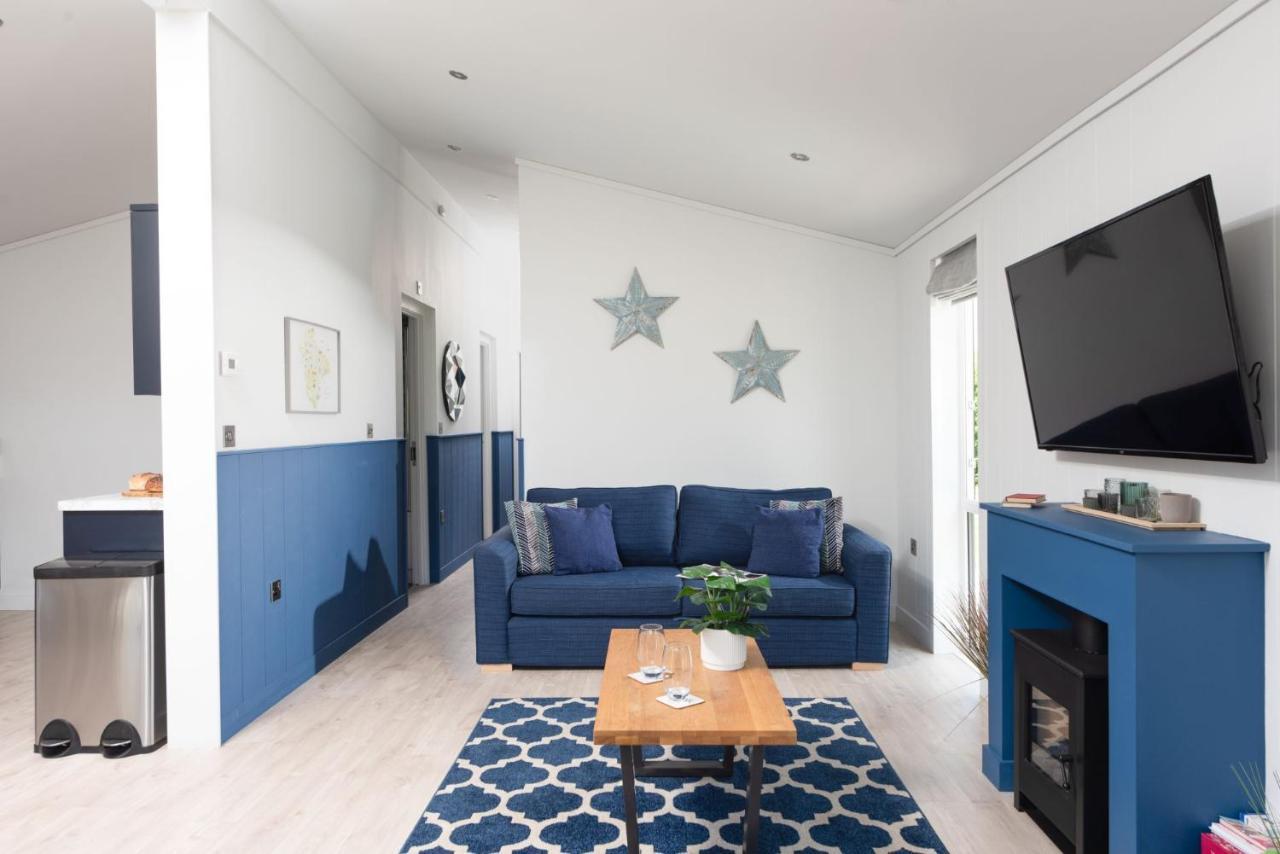 Buttercup Lodge, 33 Roadford Lake Lodges Lifton Εξωτερικό φωτογραφία