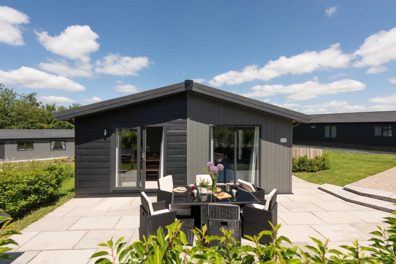 Buttercup Lodge, 33 Roadford Lake Lodges Lifton Εξωτερικό φωτογραφία